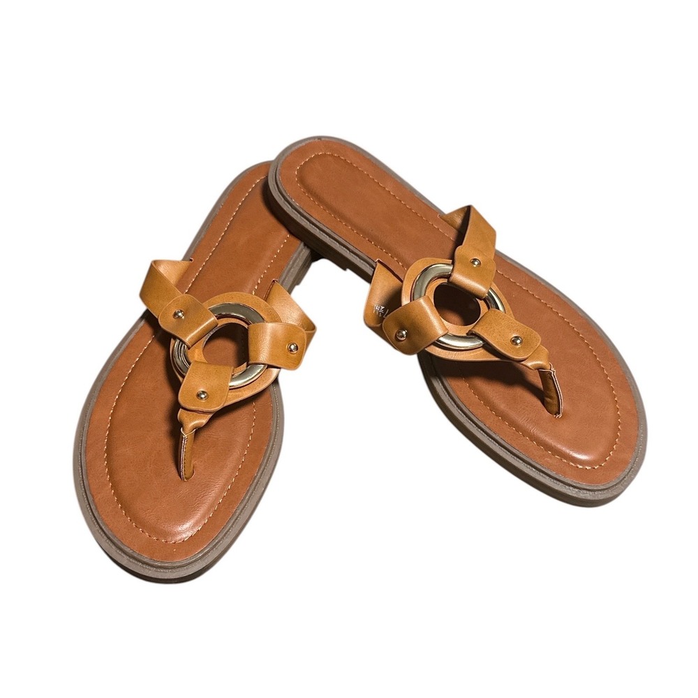 Womens Tan Faux Leather Thong Sandals Gold‎ O-Ring Studded Flat Flip Flops